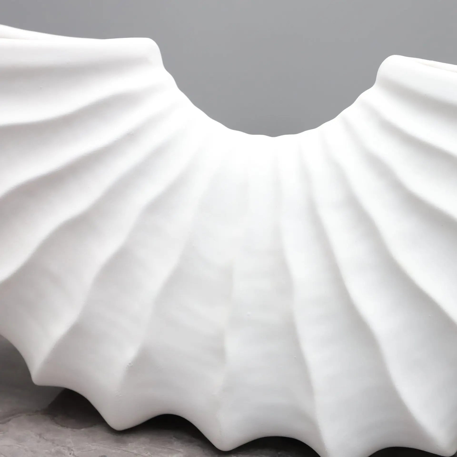 European Scalloped Conch Floral Vase Resin Flower Pots Flower Arrangement Decorative Modern Decor Desk Decoration Crafts Vases