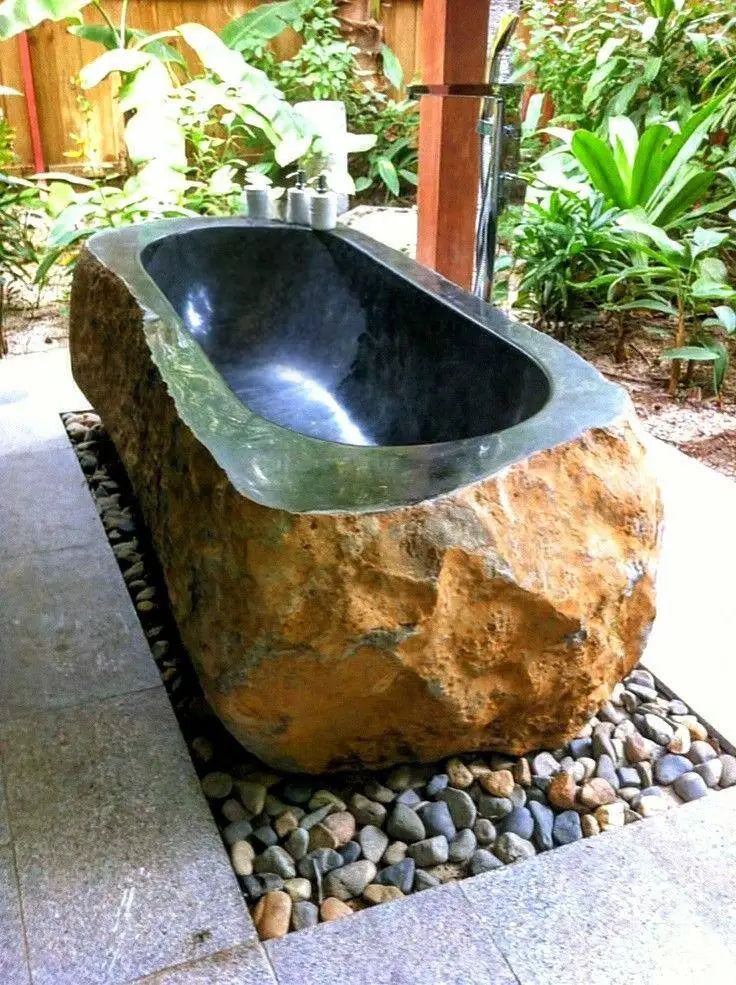 Nordic Luxury Marble Bathtub, Round One-Piece Freestanding Tub for Villa, Heat Retention & Easy Clean, Body Contour, Customizabl