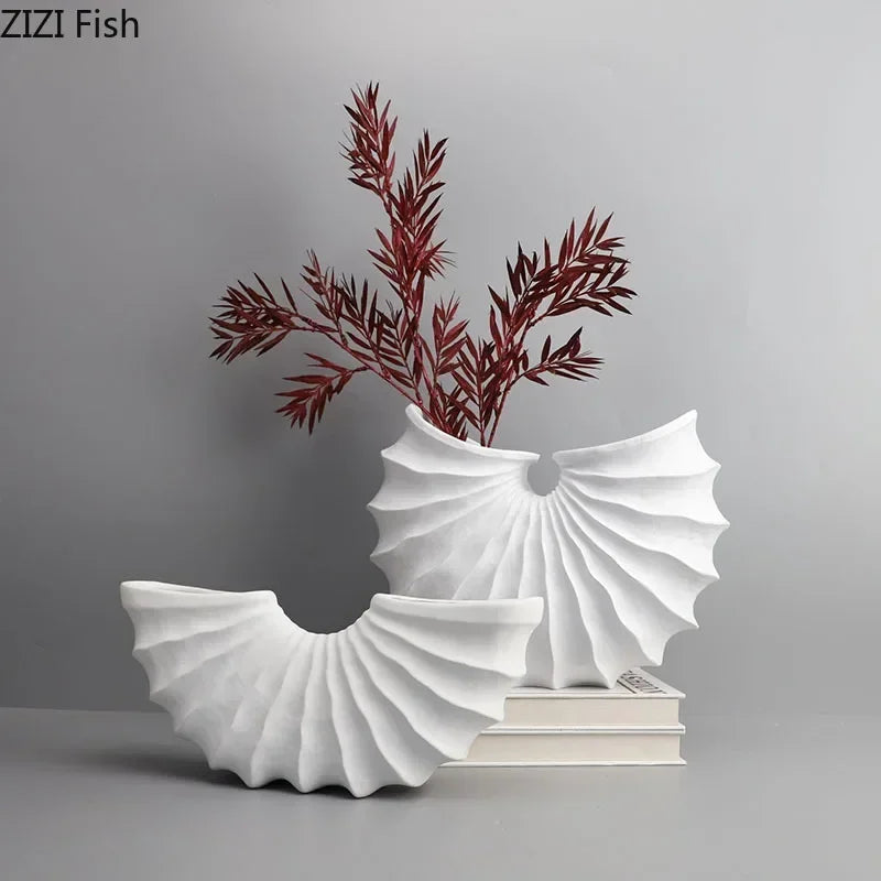 European Scalloped Conch Floral Vase Resin Flower Pots Flower Arrangement Decorative Modern Decor Desk Decoration Crafts Vases