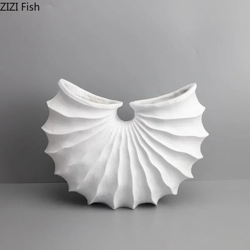 European Scalloped Conch Floral Vase Resin Flower Pots Flower Arrangement Decorative Modern Decor Desk Decoration Crafts Vases